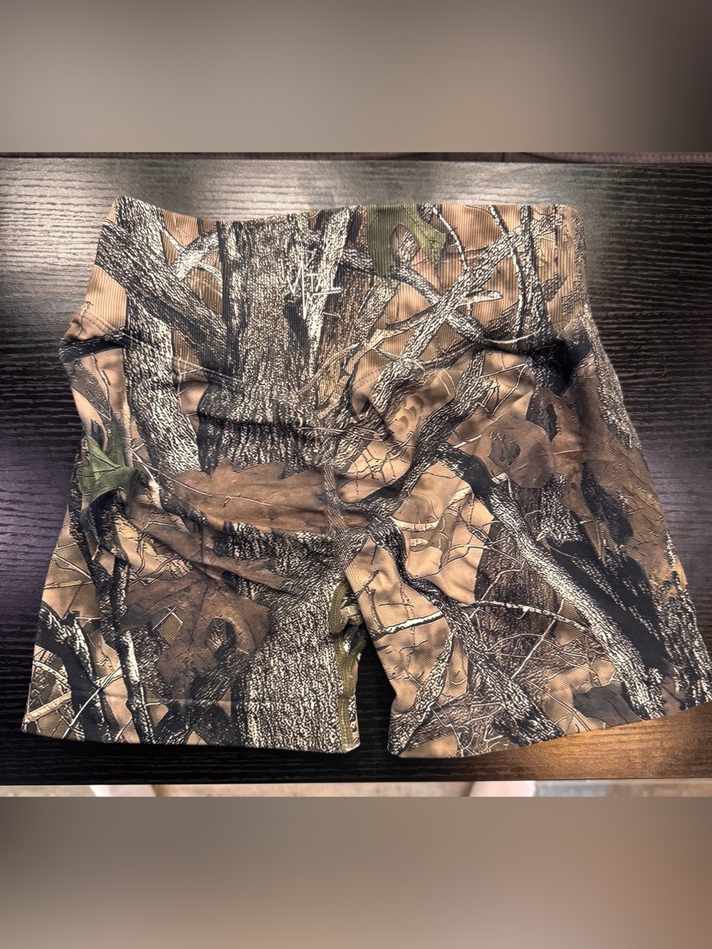 NWOT Vital Apparel Pinnacle Seamless Scrunch Butt 4” Forest Camo — Small - Picture 6 of 9